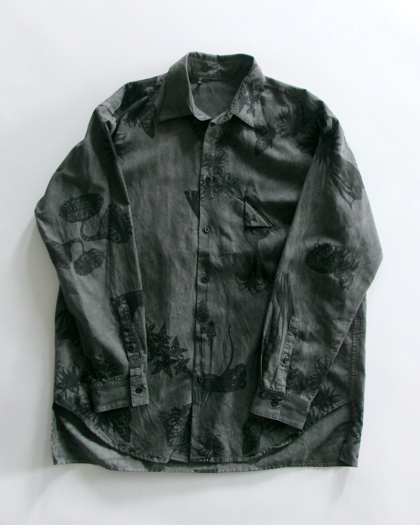 Kiivu L/SHT- Hand Drawing SUMI Printing