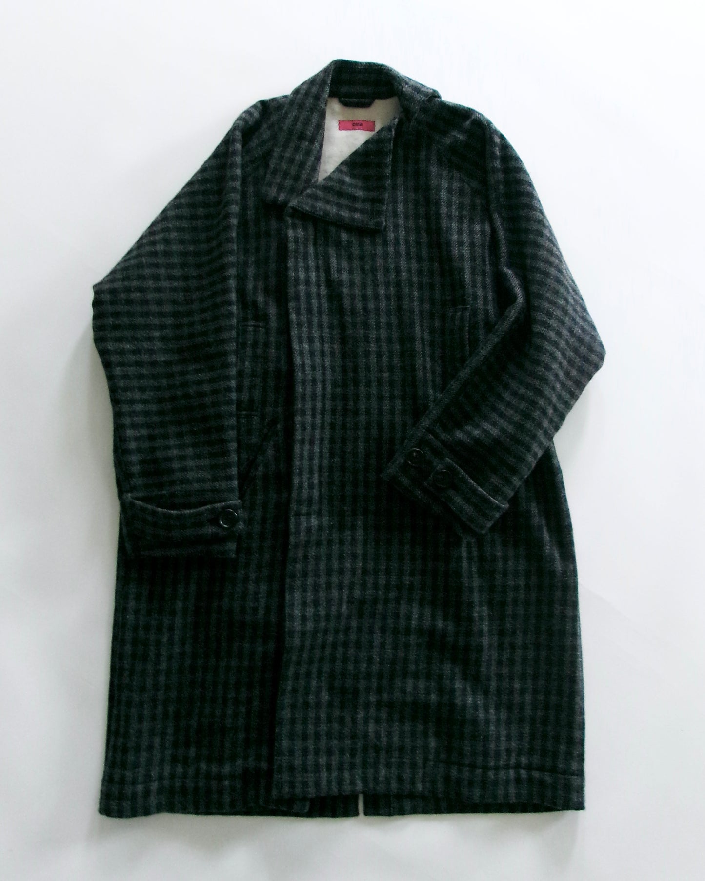 oira titan coat