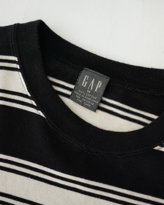 00s GAP border pocket tee