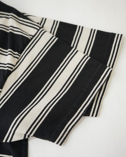 00s GAP border pocket tee