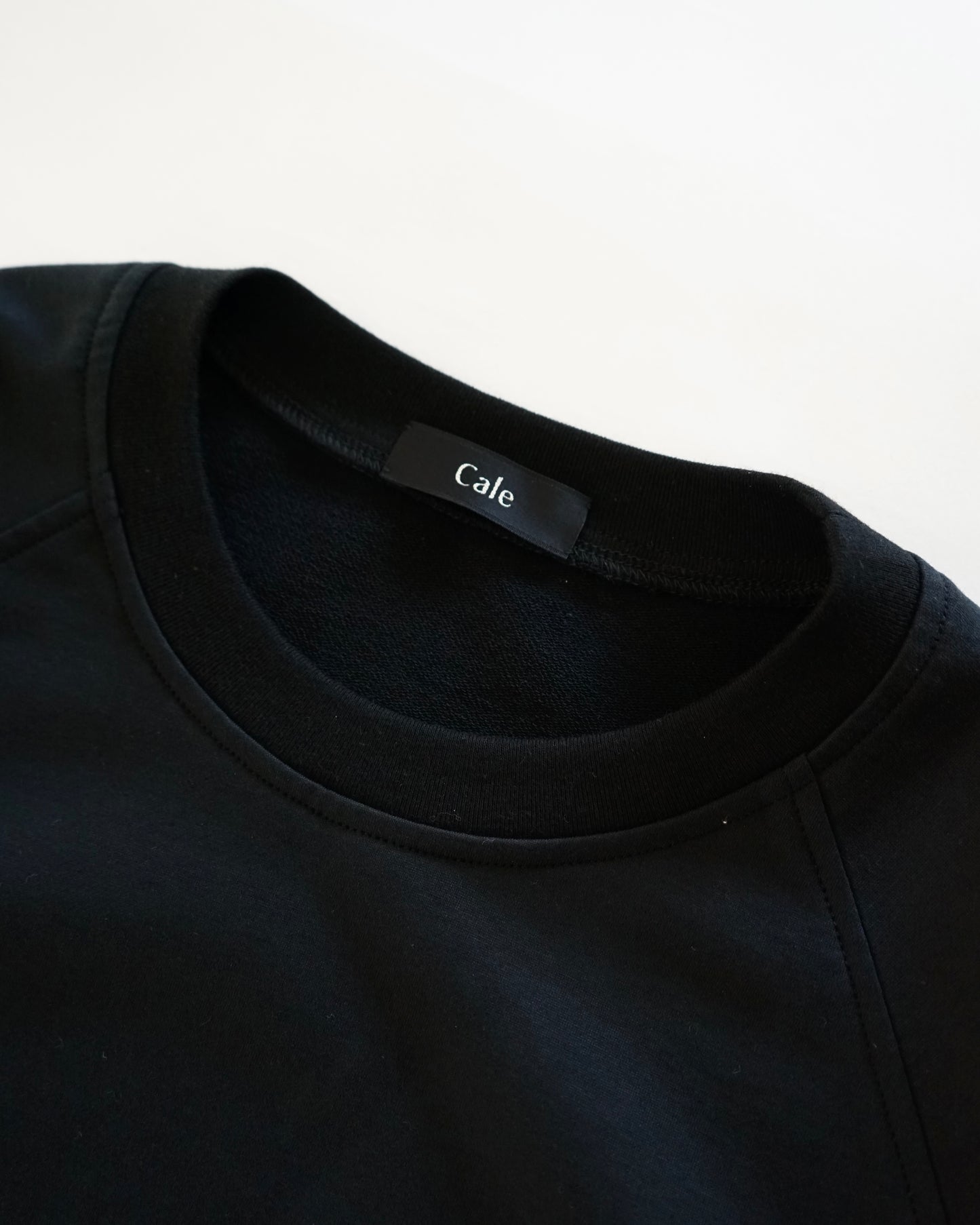 Cale-36 gauge fleece short sleeve- black