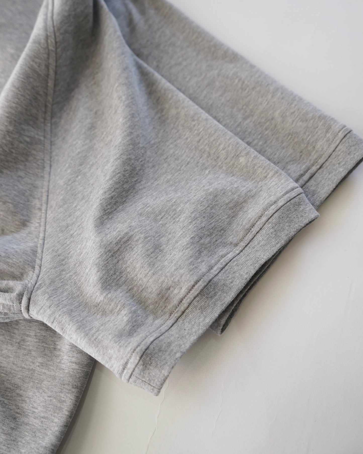 Cale-36 gauge fleece short sleeve- gray