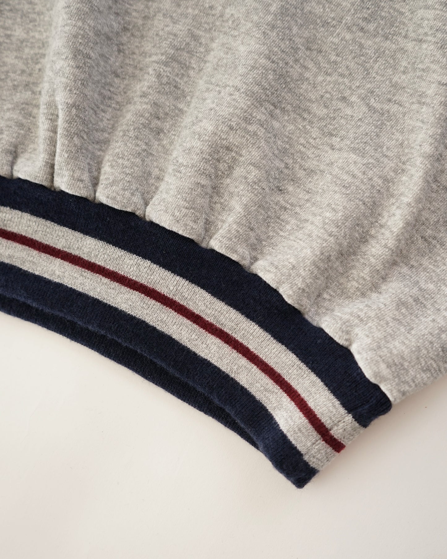 80s v neck sweat shirt