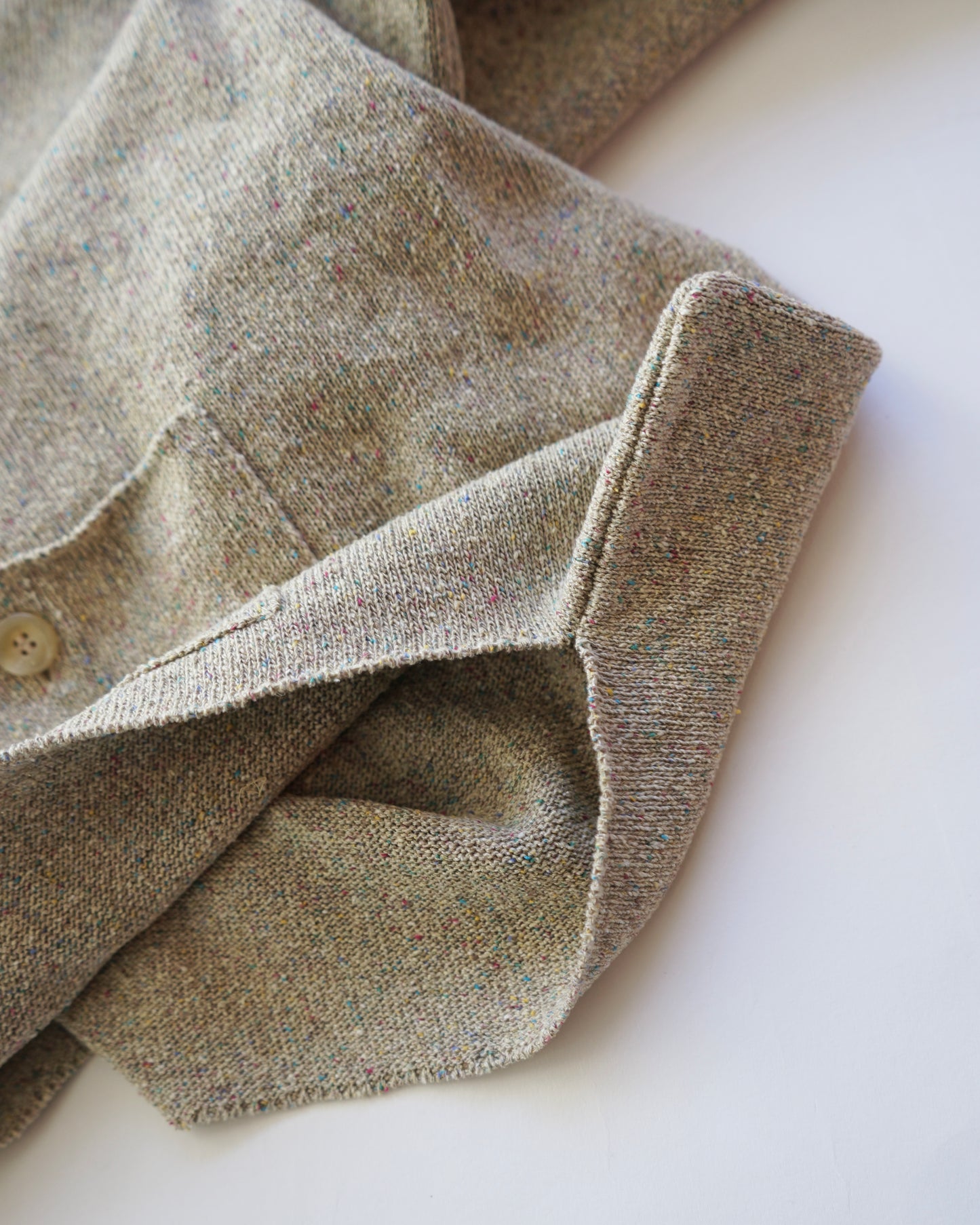 oira- box cardigan almond
