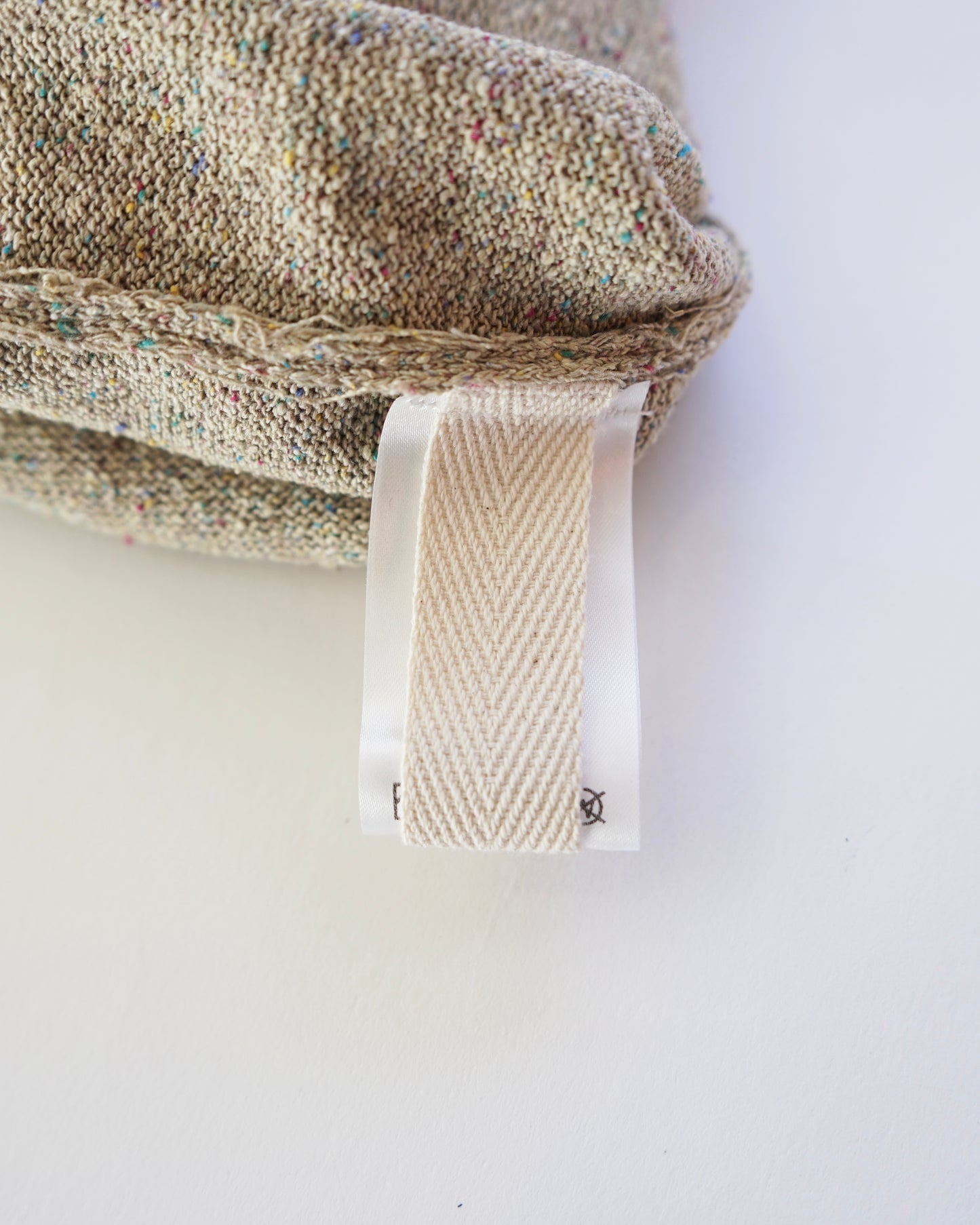 oira- box cardigan almond