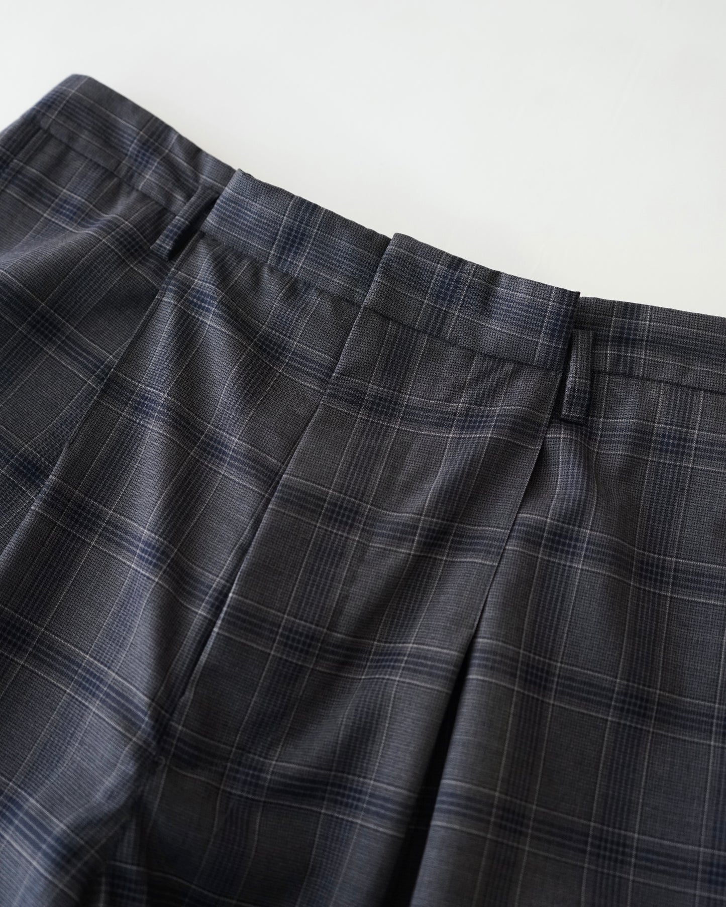 LECHENKO Chesco tailored shorts-check