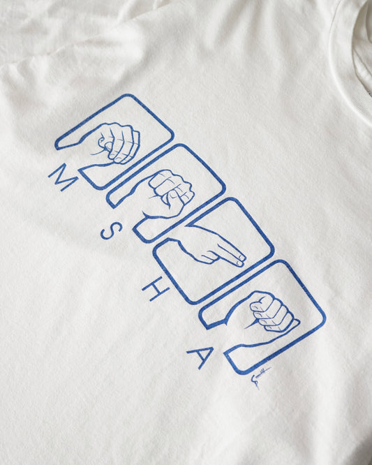 90s hand signal print tee