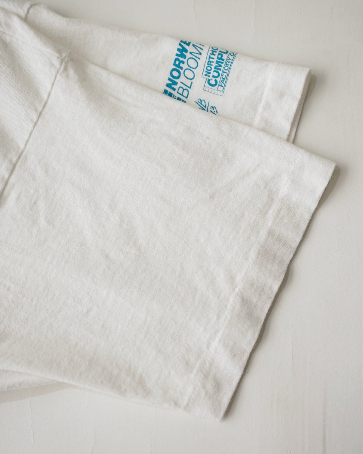 90s kaiser roll print tee