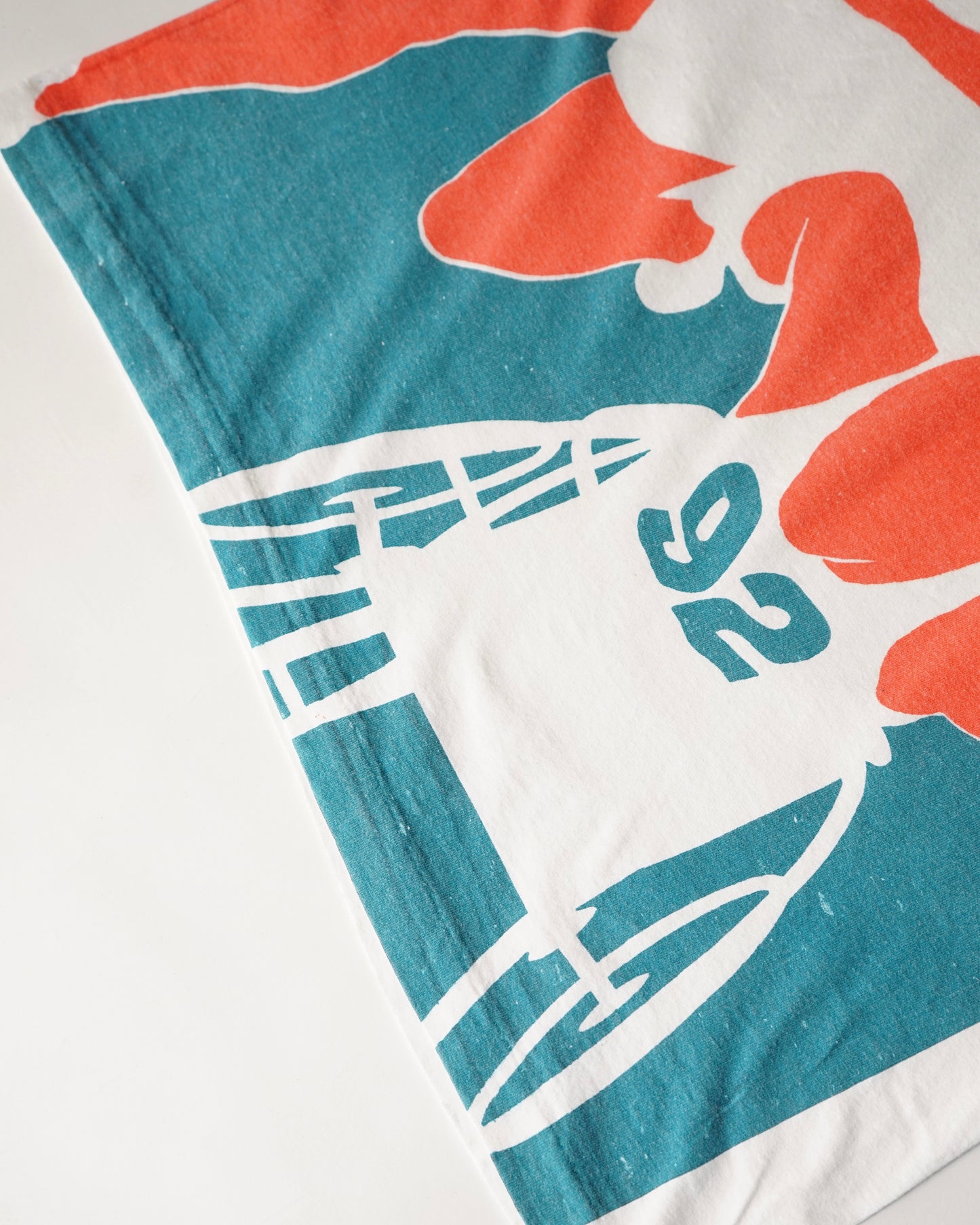 90s kaiser roll print tee